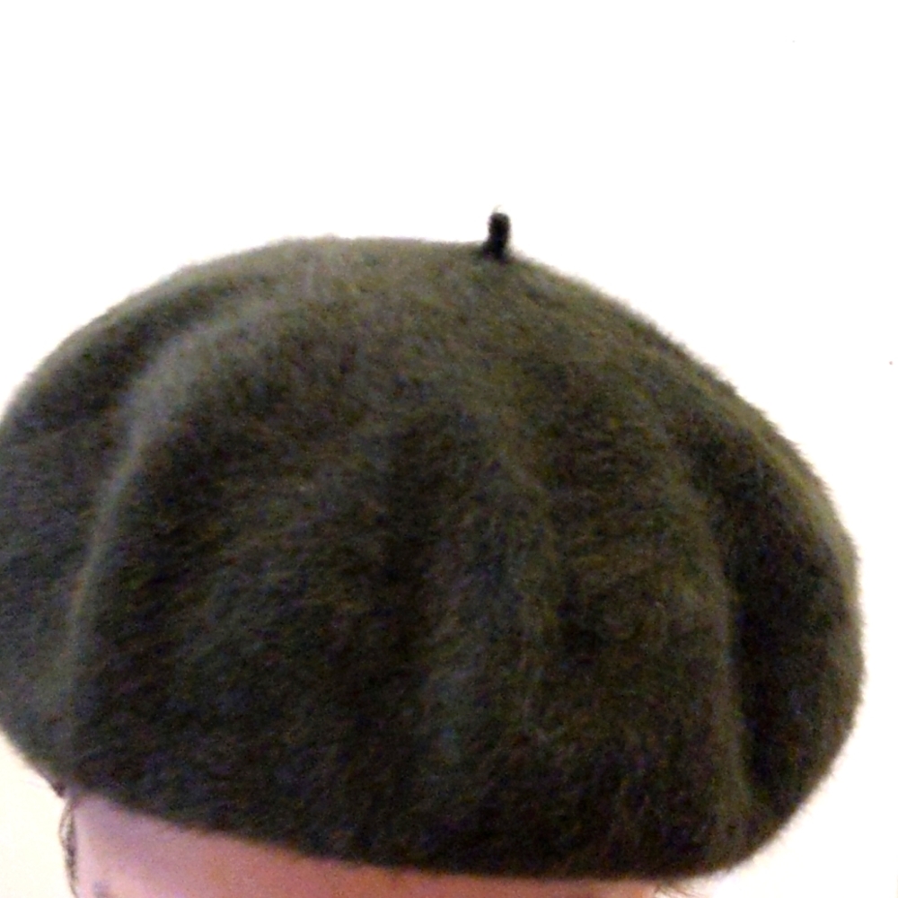 Forest Green Fuzzy Beret